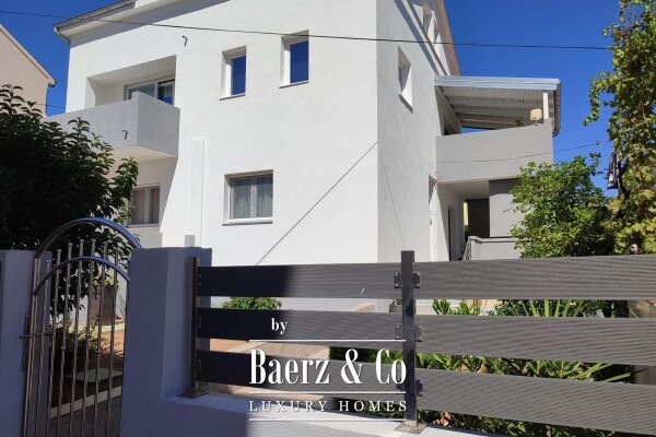 photo 4 Island of Ugljan, Preko, beautiful house with three apartments and sea view