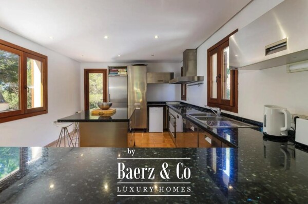 photo 8 Spacious finca in a sought-after walking distance to the harbour