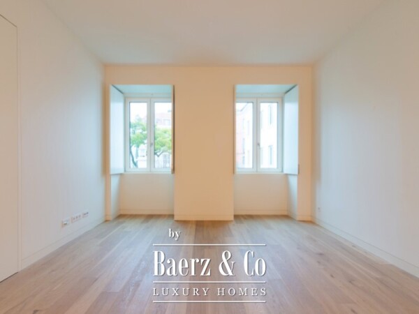 photo 1 2 bedroom apartment in the Villa Infante condominium in Estrela