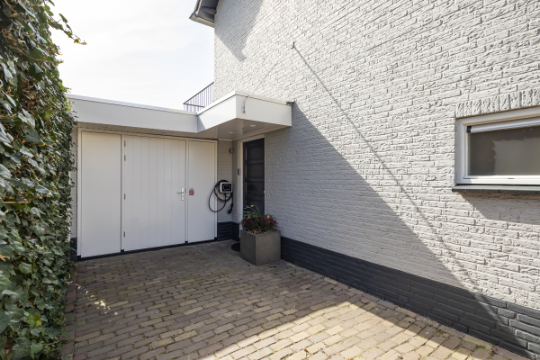 photo 42 Dr. Desainlaan 18