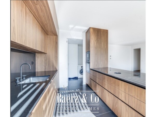 photo 3 3 Bedrooms en-suite apartment in Lisbon, near the River Tejo