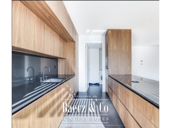 photo 4 3 Bedrooms en-suite apartment in Lisbon, near the River Tejo