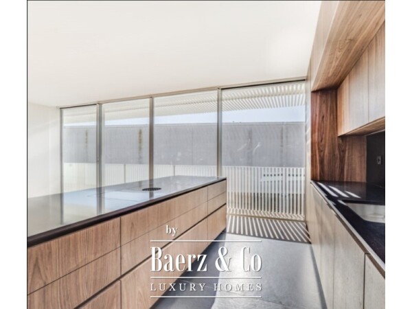 photo 7 2 Bedrooms en-suite apartment in Lisbon, with 1 parking place, near the River Tejo