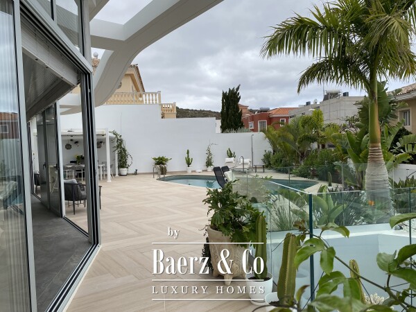 photo 27 Charming 5-bedroom villa Tenerife south