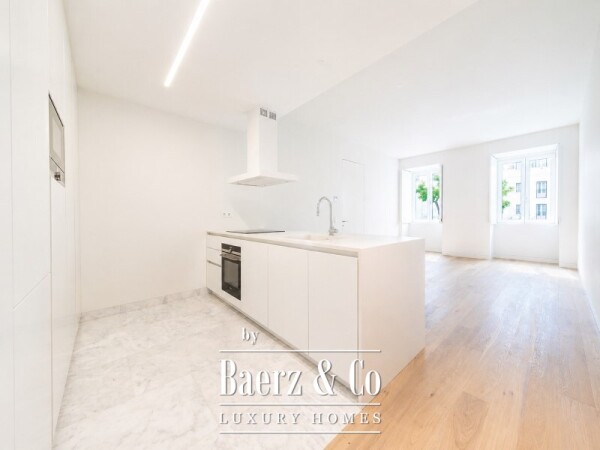 photo 2 Brand New Two Bedroom Apartment in Estrela