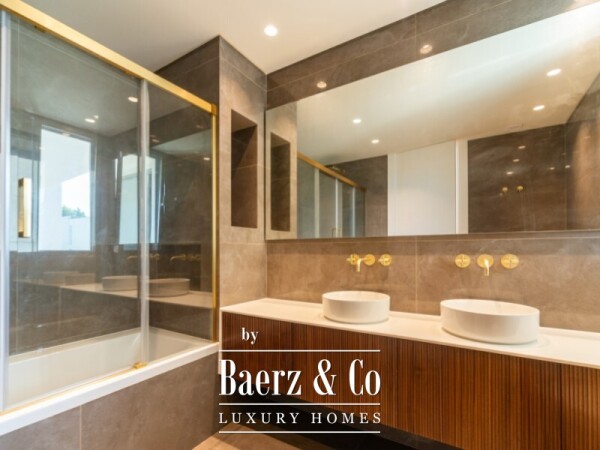 photo 26 Brand-New Contemporary Villa in São João das Lampas, Close to the Beach