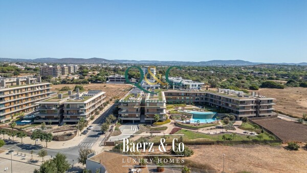 photo 26 Beautiful luxury home in Quarteira, Centro